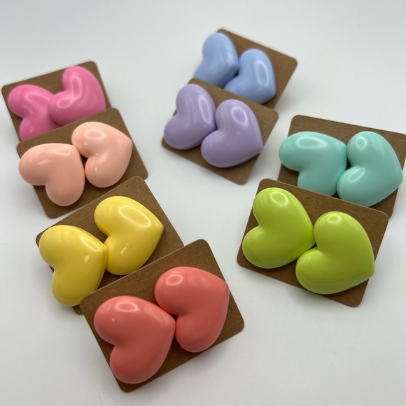Pastel Color Heart Stud Earrings - Kawaii Cute Heart Earrings Set - Picture 3 of 16